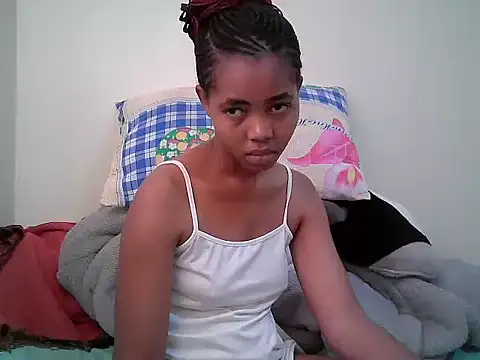 MidnightNala webcam