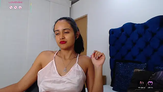 Lili666_ webcam