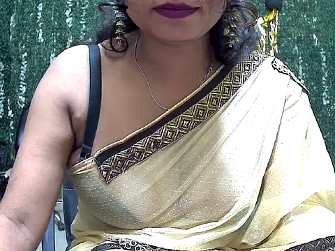 Ruhi_Hotty webcam