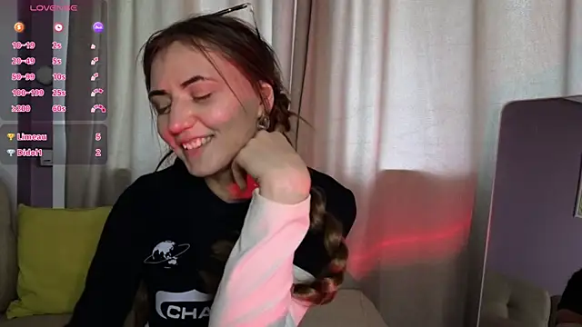 JohnsieNovitske webcam