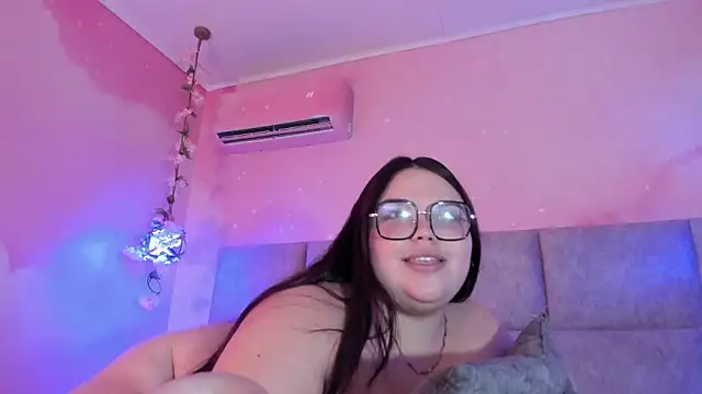Lushi_Love webcam
