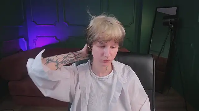 Senpai_Sins webcam