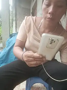 Diana_hi webcam