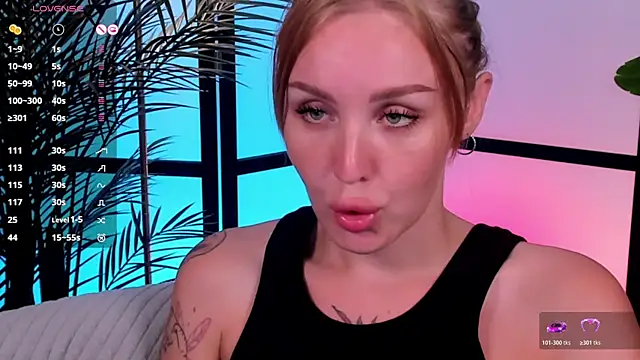 LianaFord webcam