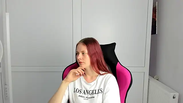 skylar_spring - Skylar_spring's free webcam - UK Sex Cams