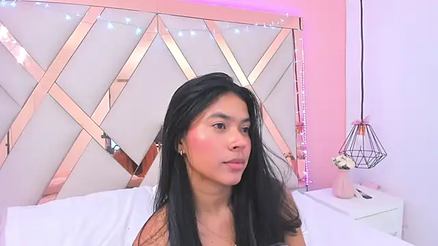samantaa_shy webcam