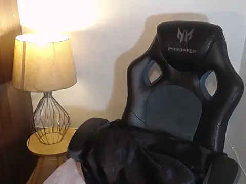 hot_tsmicah webcam