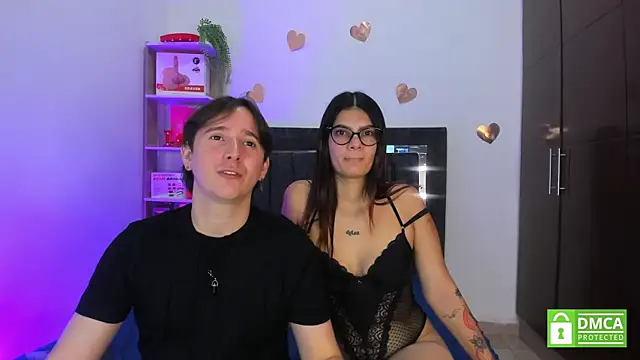 Mariana_and_Ronny webcam