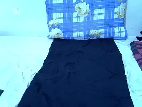 pointie_bloomy webcam