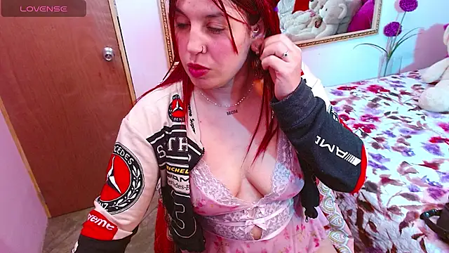 Megan__02 webcam