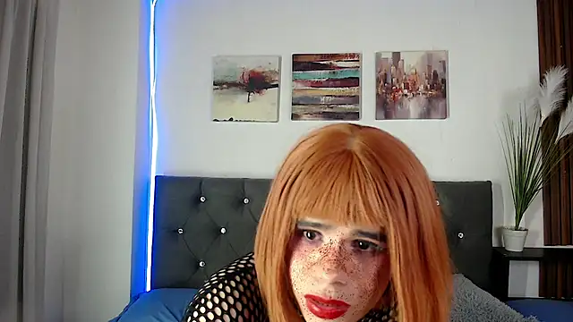 emma_cut3_ webcam