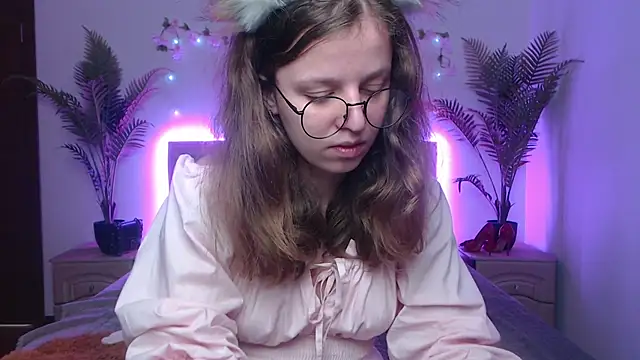 AnniBrown_ webcam