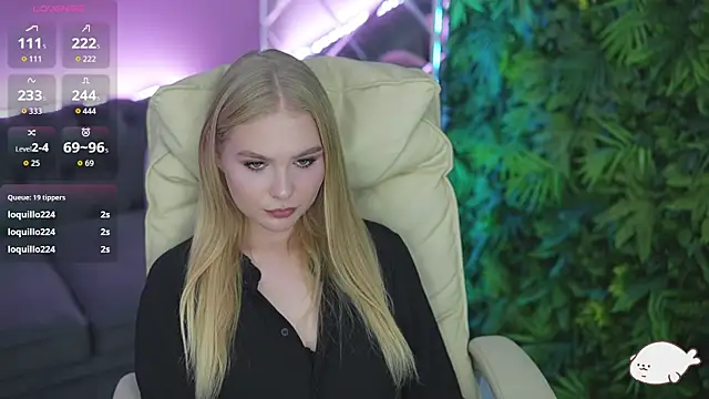 LeylaReeds webcam