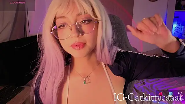Catkittycaaat webcam