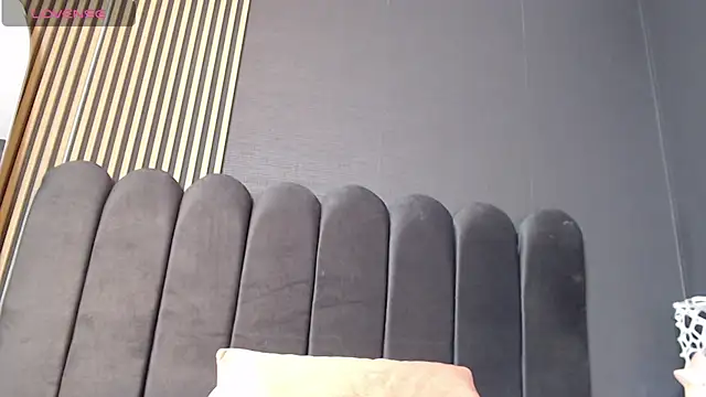 Nicolette_ks_ webcam