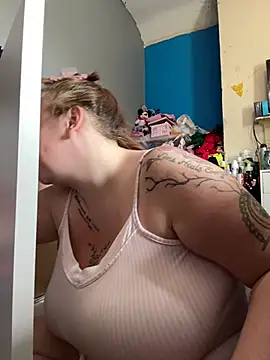 busty-bella1 webcam