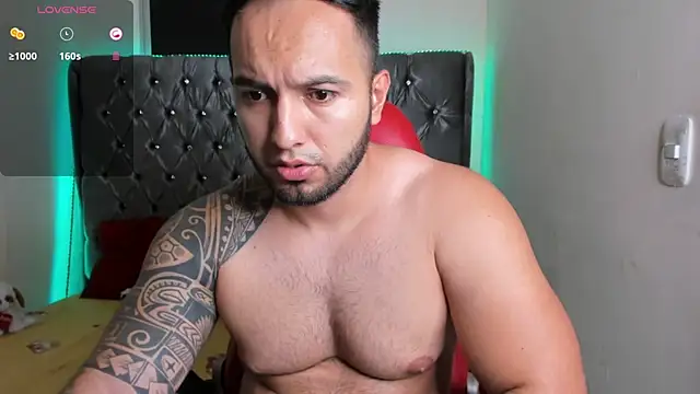 mrloganfuck1 webcam
