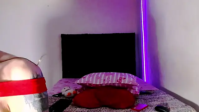 valen_colombian69 webcam