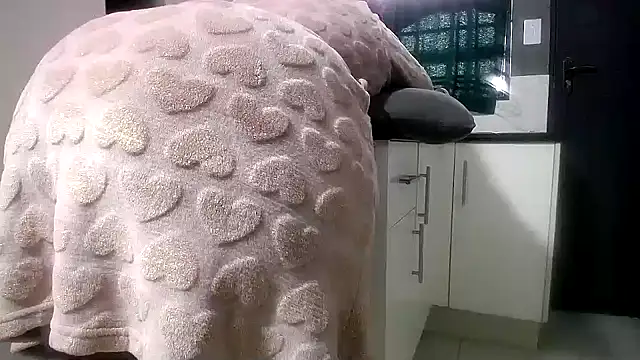 Lelety79 webcam