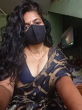 Shuttii_25 webcam