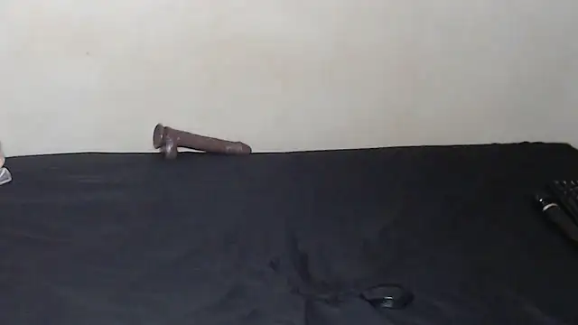 TrishahXo live cam on StripChat