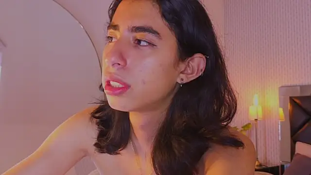 ryo_light live cam on StripChat