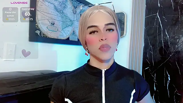 SWEET_PRINCEESS_ live cam on StripChat