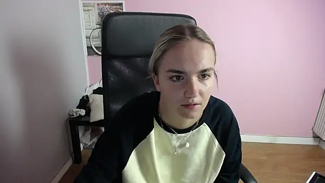 viktoria_lovely - Viktoria_lovely's free webcam - UK Sex Cams