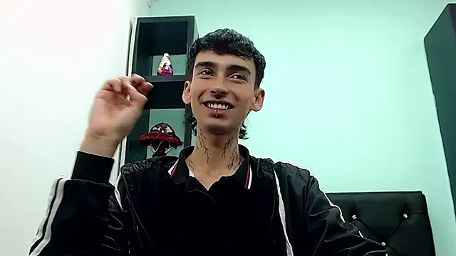 ttimy_x_boy webcam