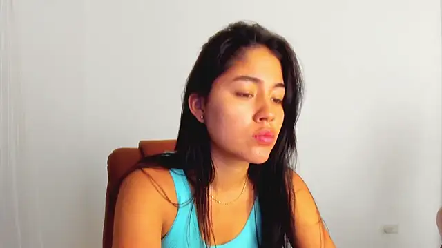 AriaMontgomery webcam