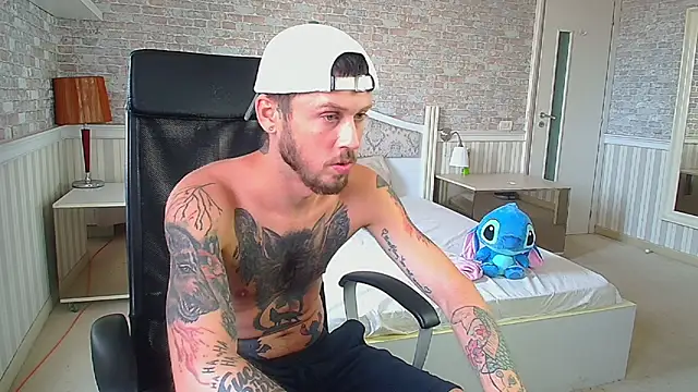 JonahShaw webcam