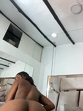 aliyah_decker webcam