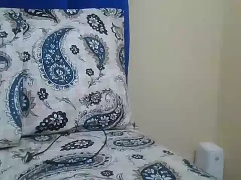 assybabe01 - Assybabe01's free webcam - UK Sex Cams