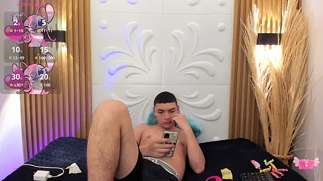 Mia_D_Tom webcam