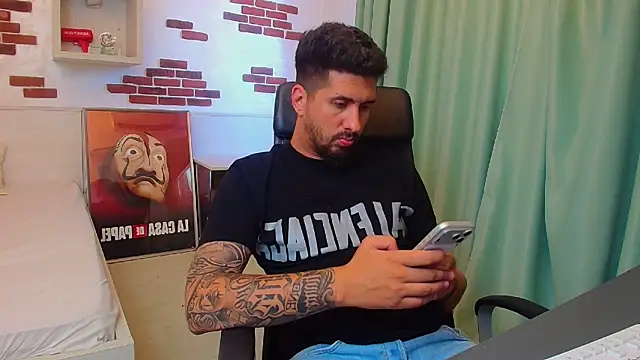 LoganStroud webcam