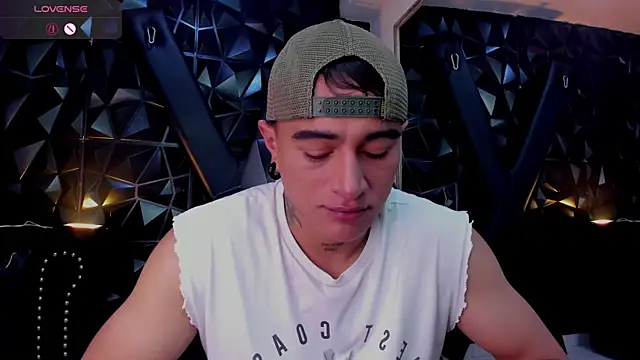 LiamDeeps webcam