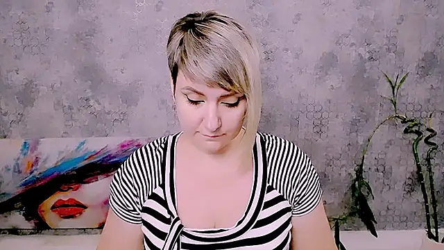 Djullia webcam