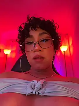 ZahaRoseee webcam