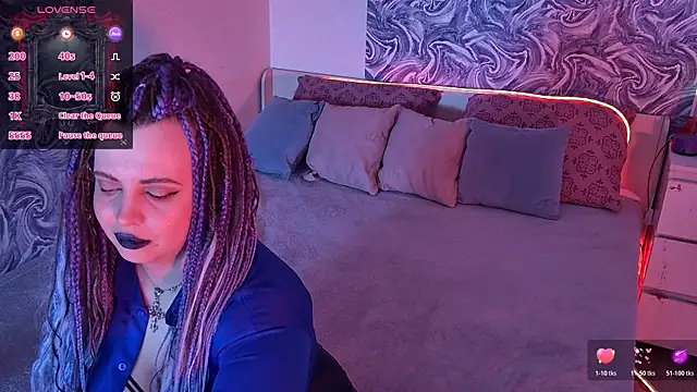 Miss_Maya_Mils webcam