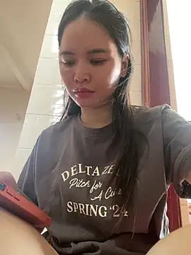 LiLi-Kirix99 live sex cam