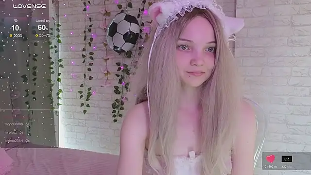 AnimeAlica18 webcam