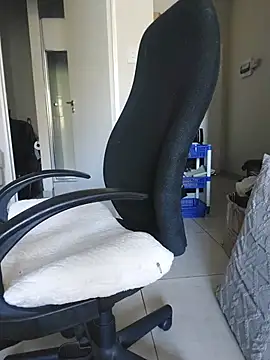 Bra-G live cam on StripChat