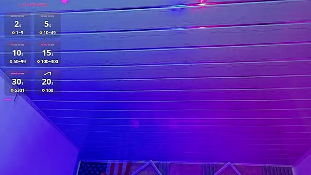 Lisa_sparkleee live cam on StripChat