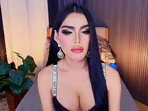 nikkieviolante webcam