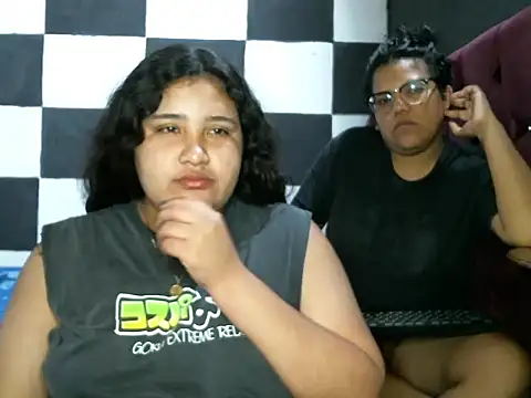Valery-Khloe webcam