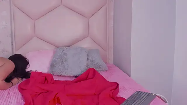Lia_Saint webcam