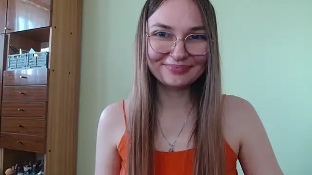 LooveELLYx webcam