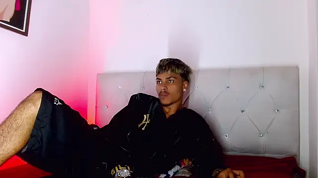Angel_foxc13 webcam