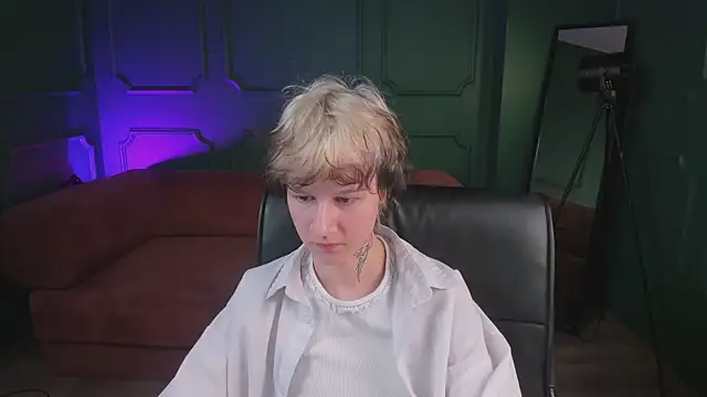 Senpai_Sins webcam