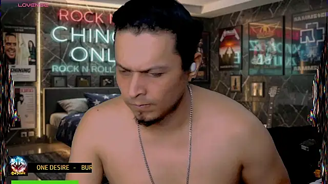 chino_roz webcam